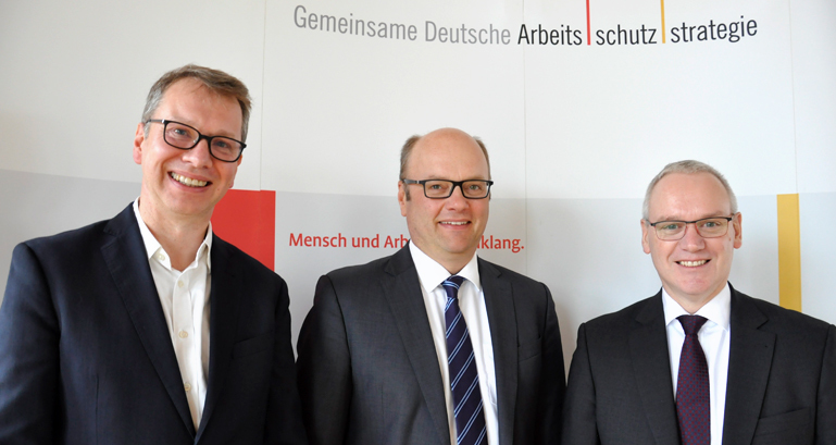 Markus Leßmann mit seinen Stellvertretern Peer-Oliver Villwock und Stefan Hussy